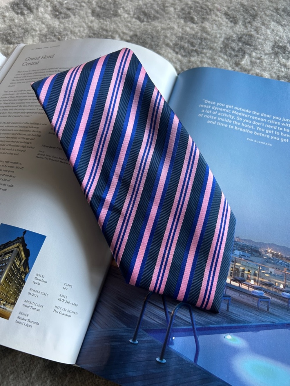 Ermenegildo Zegna Navy and Pink Diagonal Stripe Silk Tie